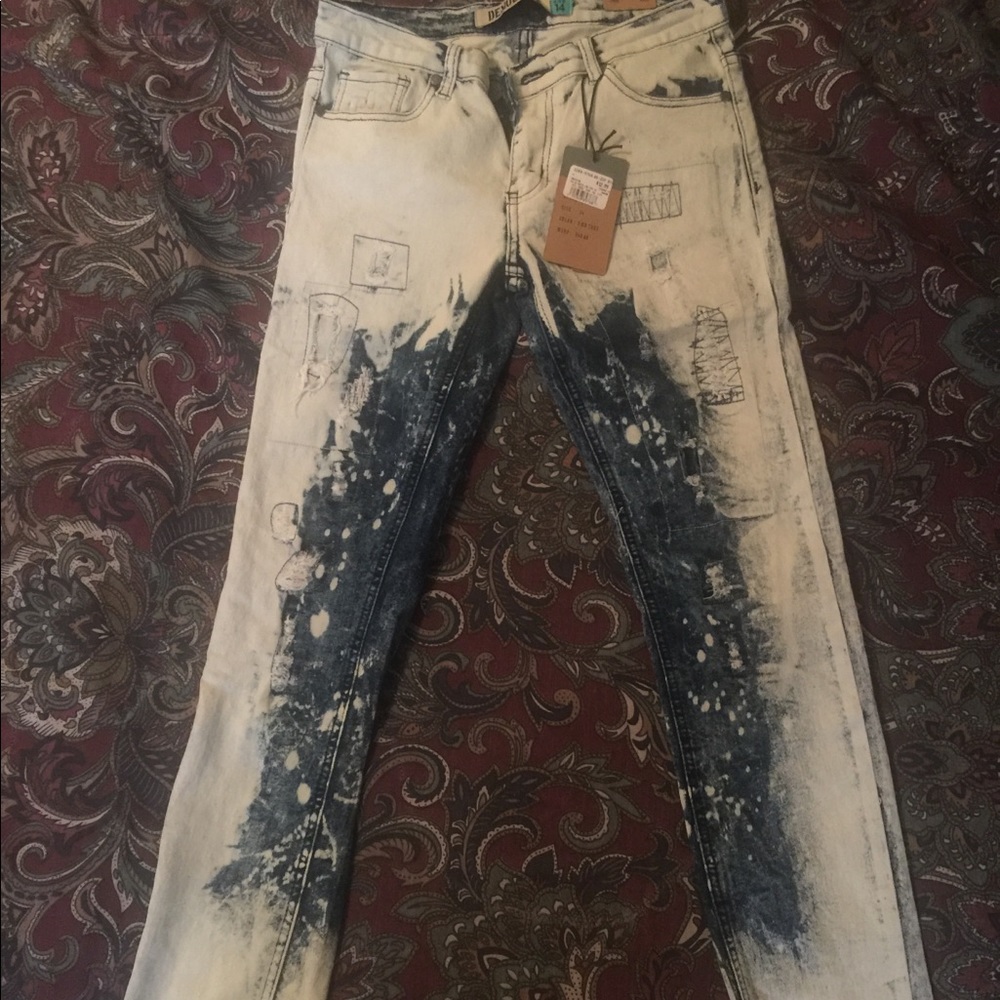 Men jeans brand new waist 30